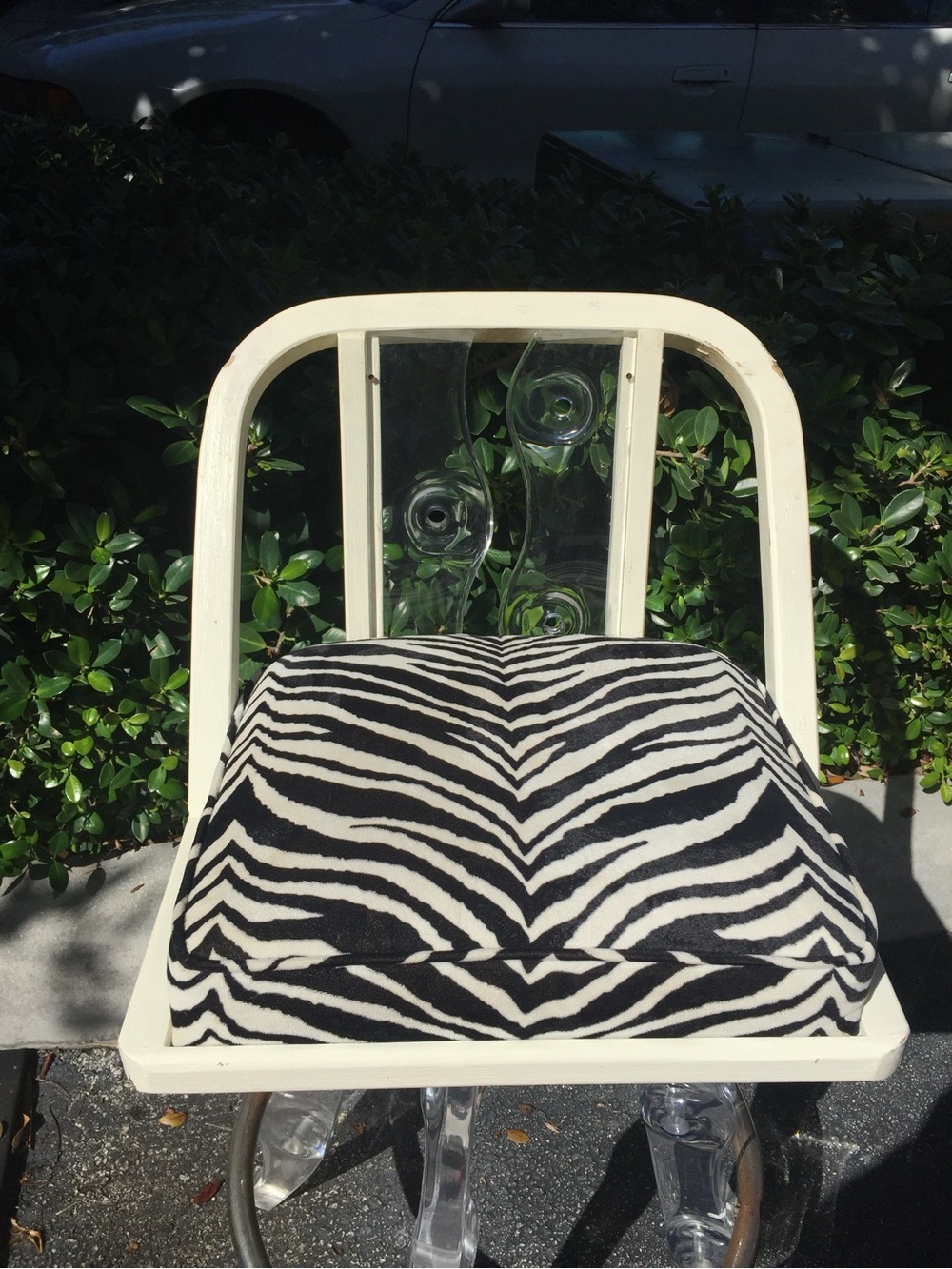 Shirley Ritts Lucite Counter Stools with Zebra Theme - Set of 4 - Picture 6 of 7